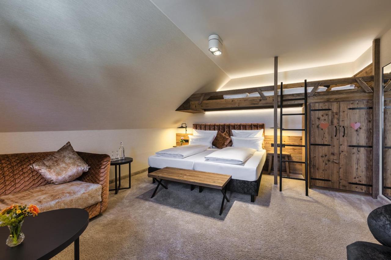 Hotel Schaefflerwirt อัชไฮม์ ภายนอก รูปภาพ