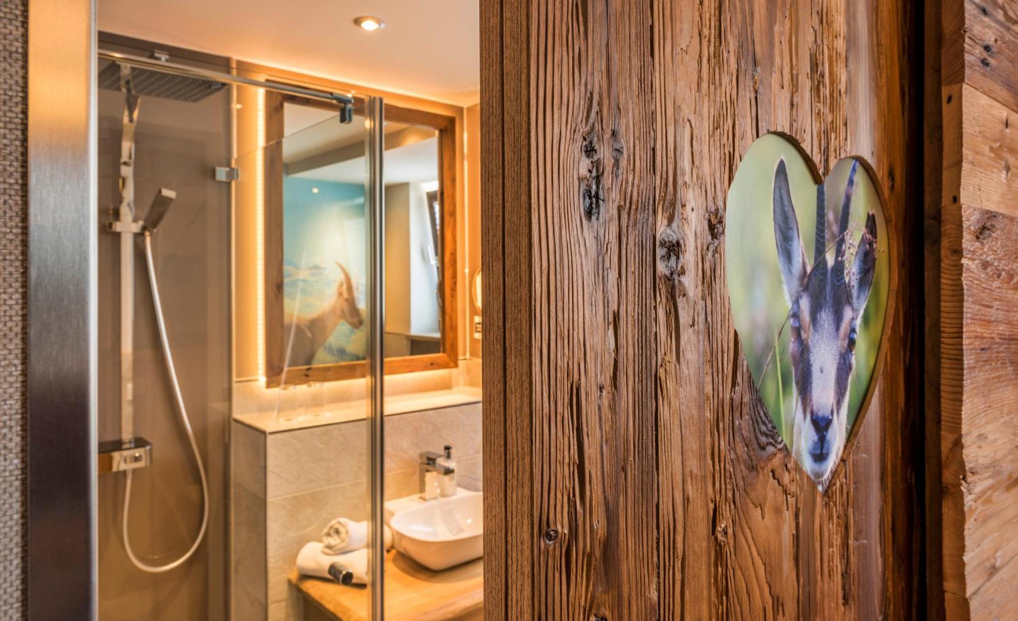 Hotel Schaefflerwirt อัชไฮม์ ภายนอก รูปภาพ