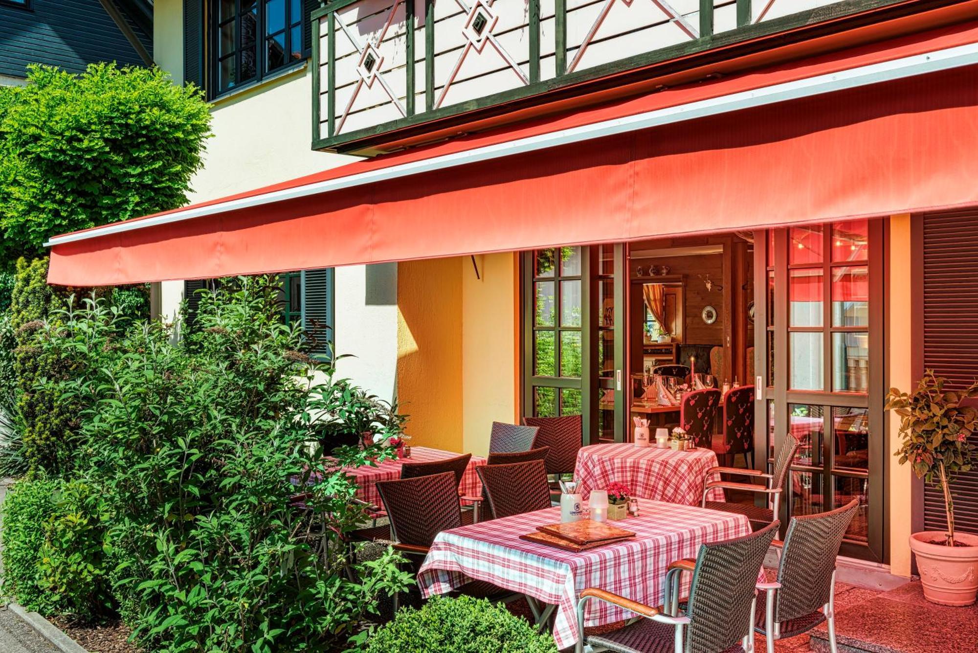 Hotel Schaefflerwirt อัชไฮม์ ภายนอก รูปภาพ