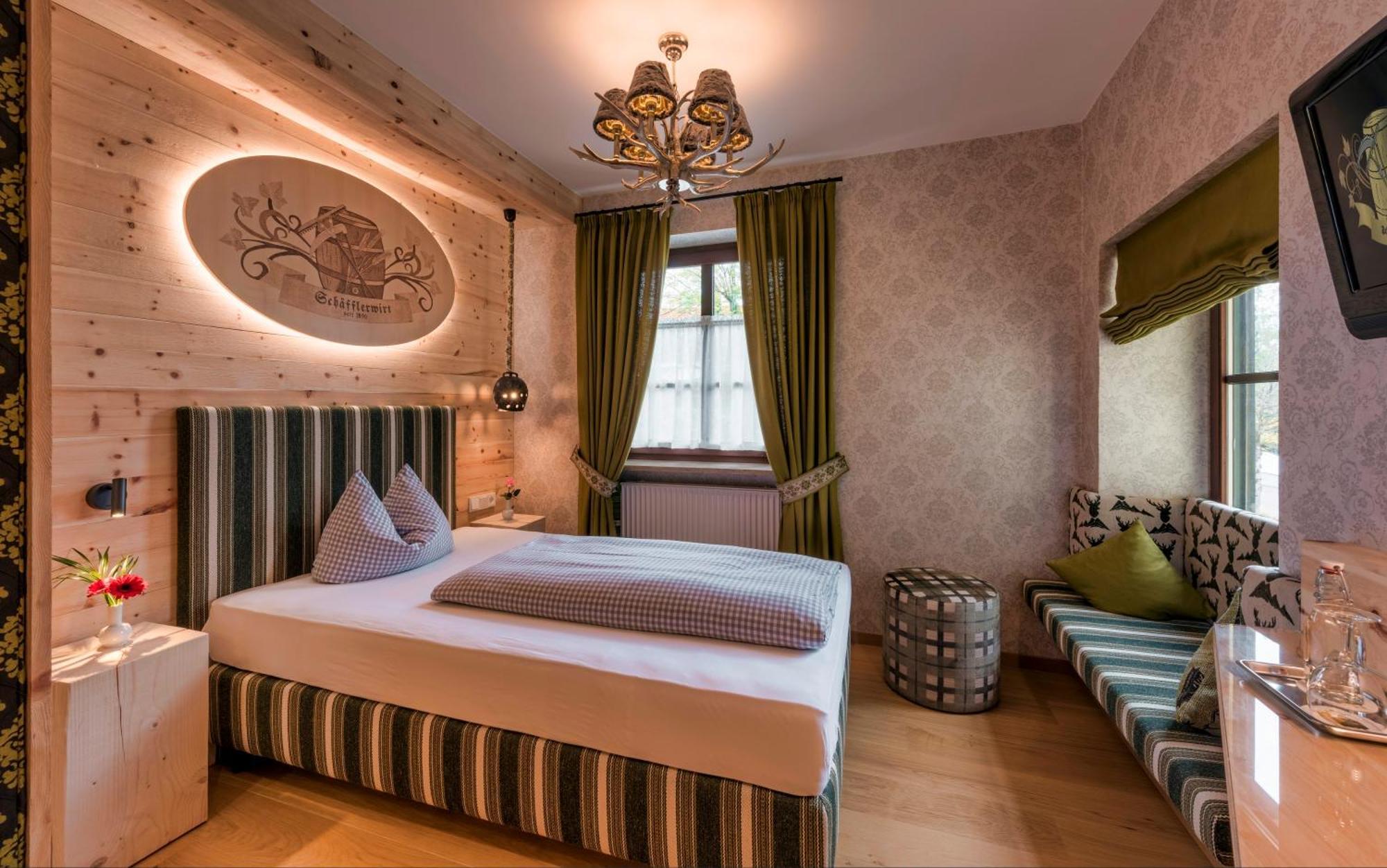 Hotel Schaefflerwirt อัชไฮม์ ภายนอก รูปภาพ
